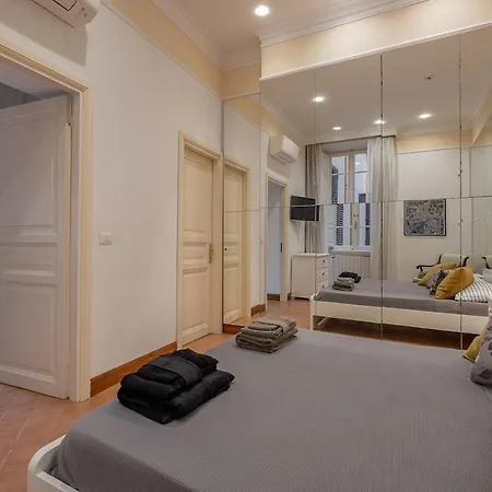 Pandora Apartment *